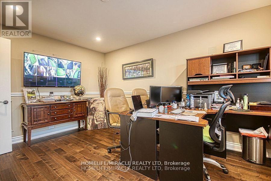 5499 Attema Crescent, West Lincoln, ON - Indoor Photo Showing Office