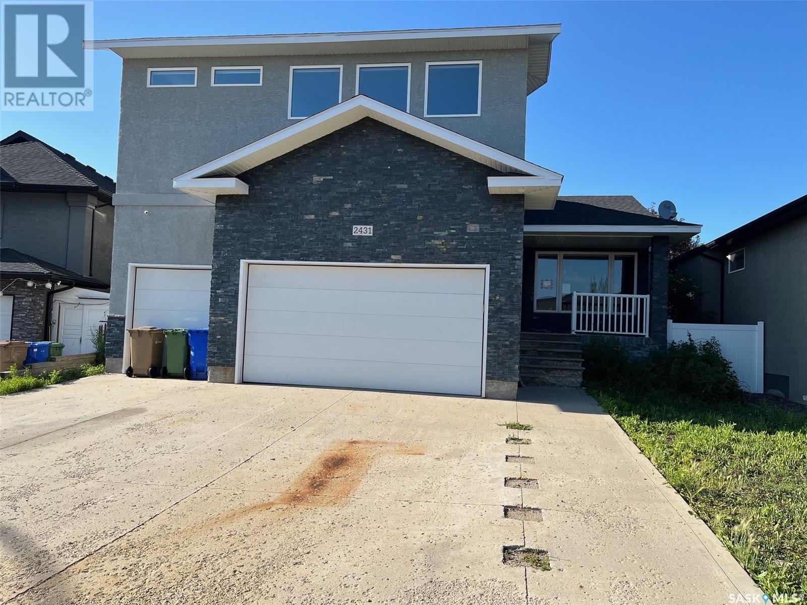 2431 Jameson Crescent, Regina, SK - Outdoor With Deck Patio Veranda