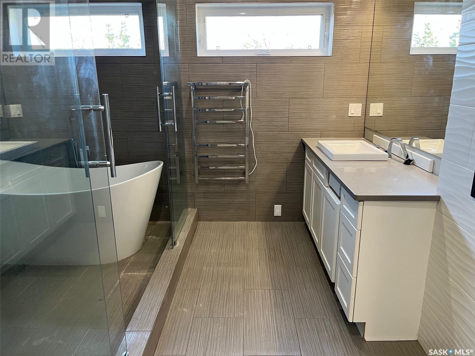 2431 Jameson Crescent, Regina, SK - Indoor