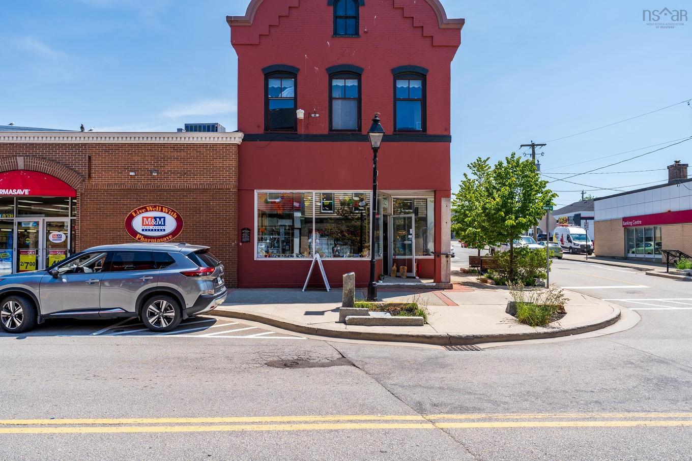 329 Main Street, Yarmouth, NS