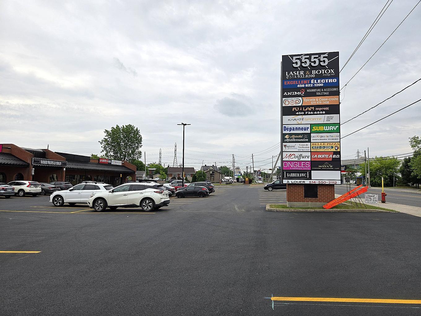 Overall view - 13-5555 Boul. Des Laurentides, Laval (Auteuil), QC - Outdoor