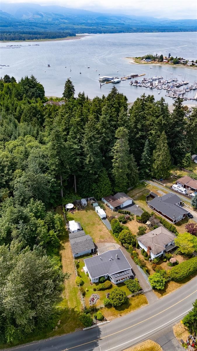 5340 Gainsberg Rd, Bowser, BC