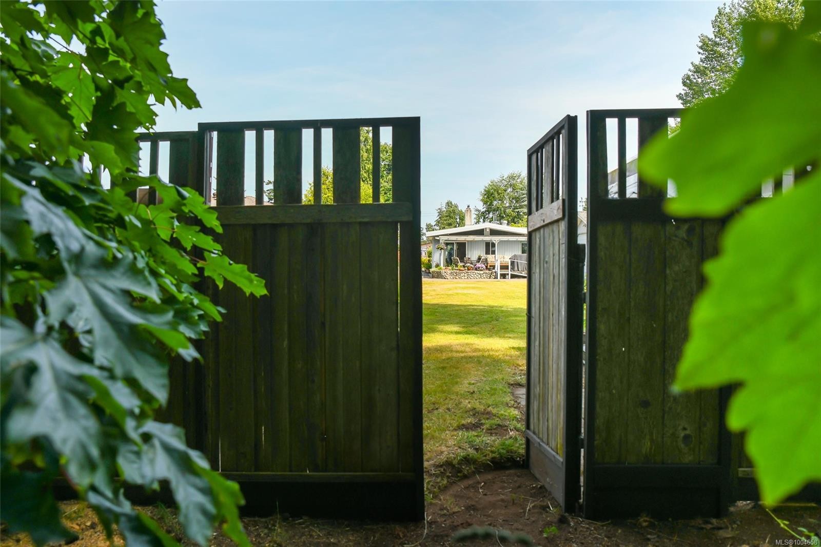 5340 Gainsberg Rd, Bowser, BC