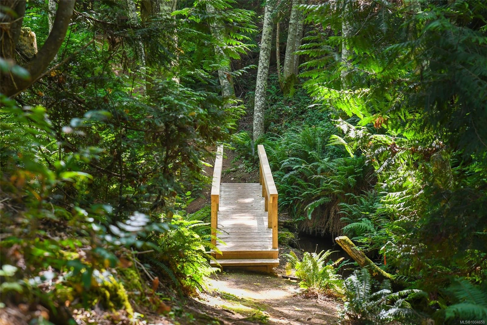 5340 Gainsberg Rd, Bowser, BC