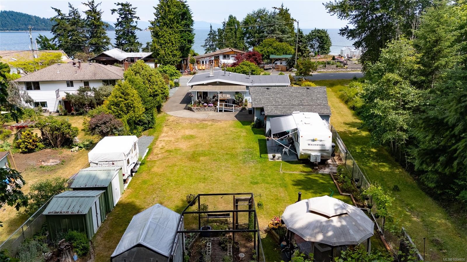 5340 Gainsberg Rd, Bowser, BC