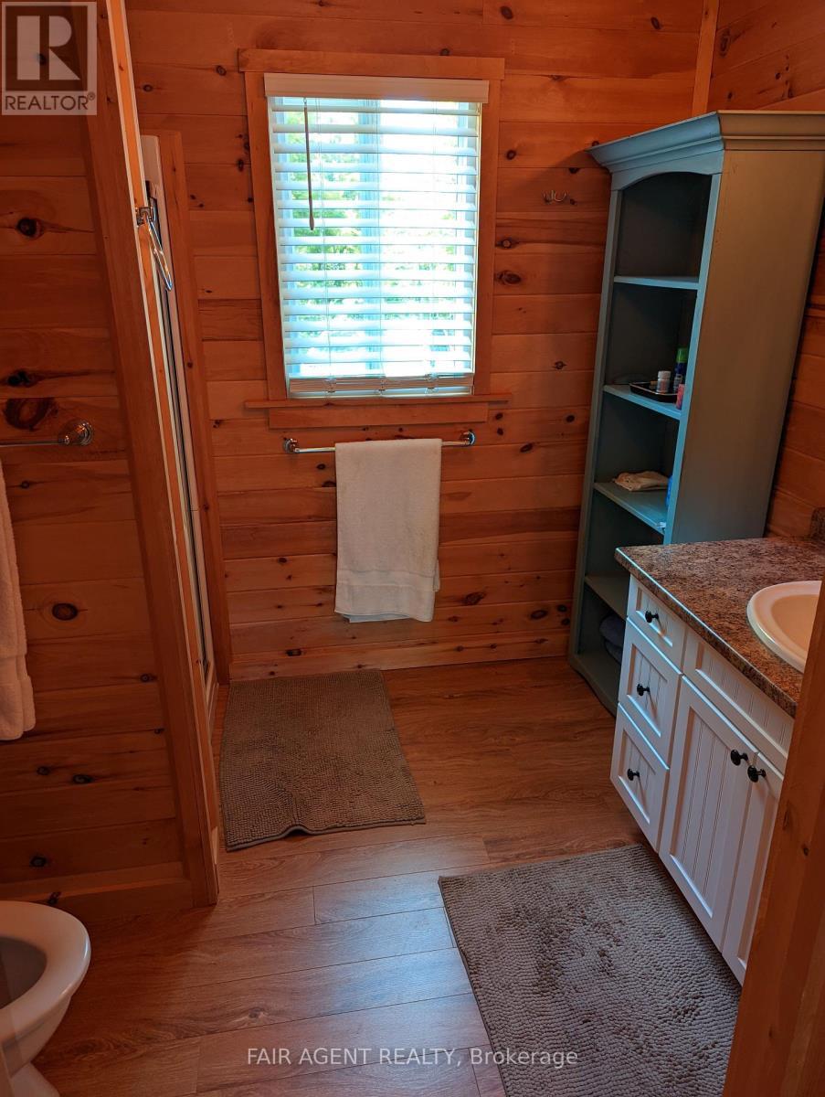 1165B Kirk Kove Road, Frontenac (Frontenac Centre), ON - Indoor Photo Showing Other Room