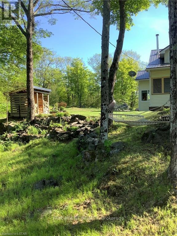 1165B Kirk Kove Road, Frontenac (Frontenac Centre), ON - Outdoor