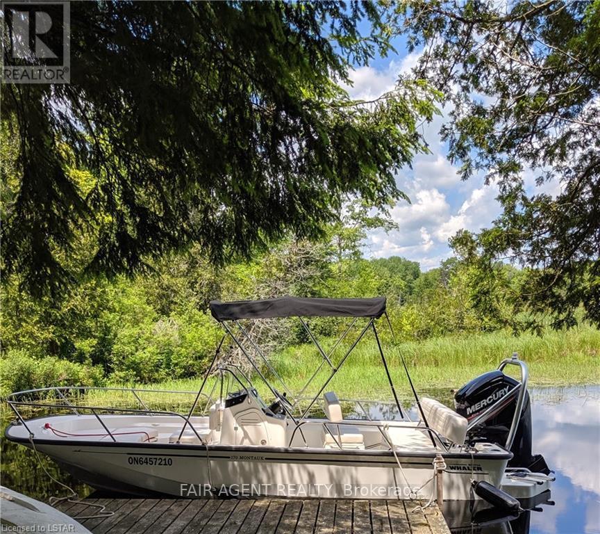 1165B Kirk Kove Road, Frontenac (Frontenac Centre), ON - Outdoor