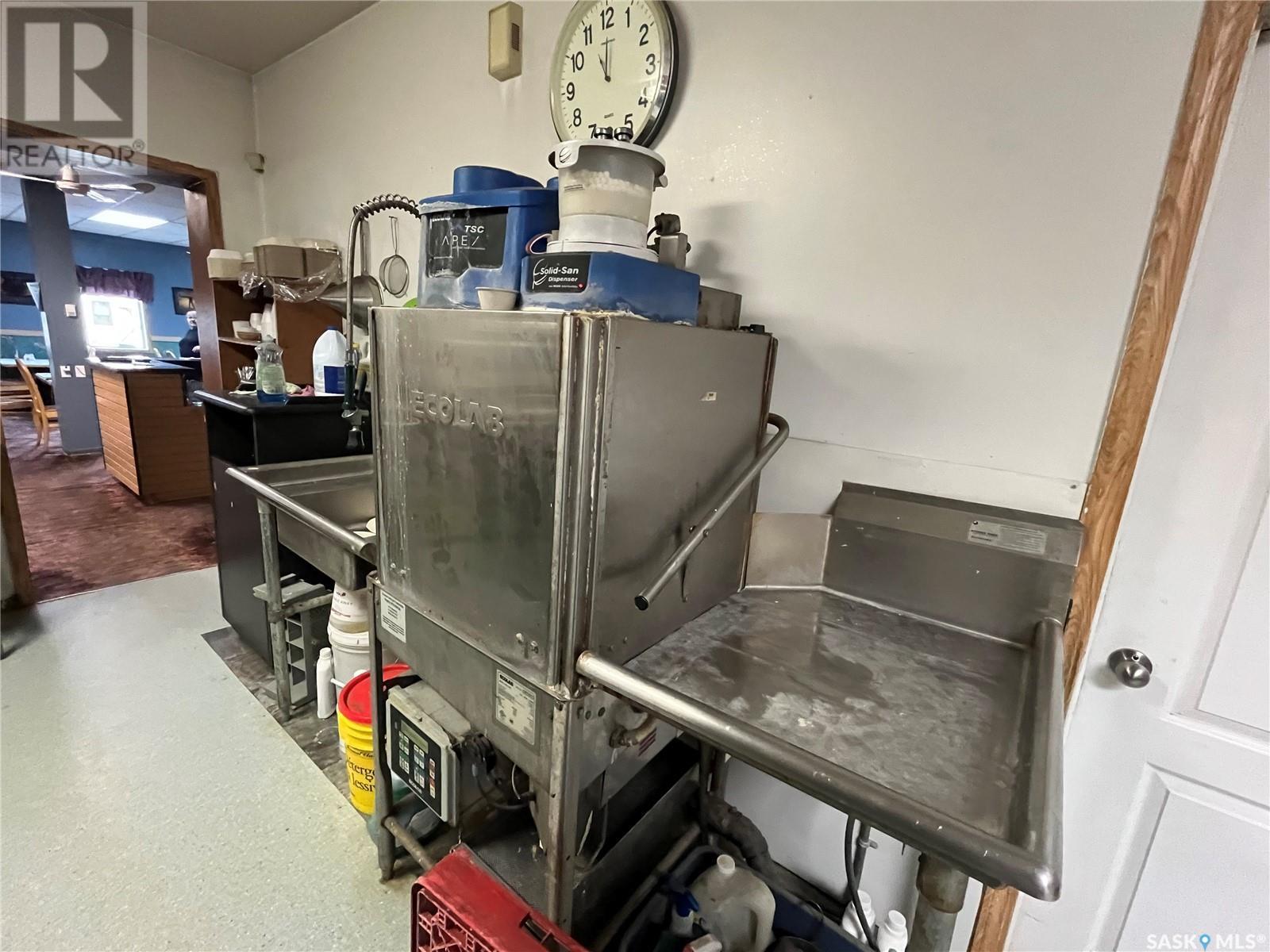 108 1St Avenue W, Lintlaw, SK