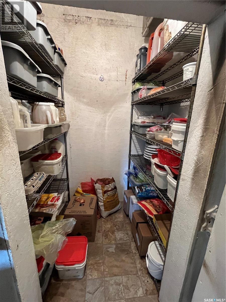 108 1St Avenue W, Lintlaw, SK