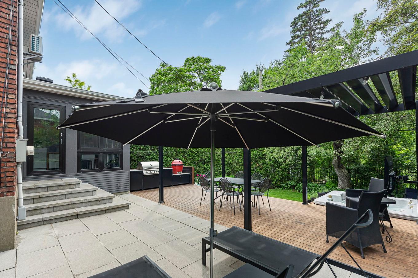 Patio - 25 Av. Beverley, Mont-Royal, QC - Outdoor With Deck Patio Veranda With Exterior