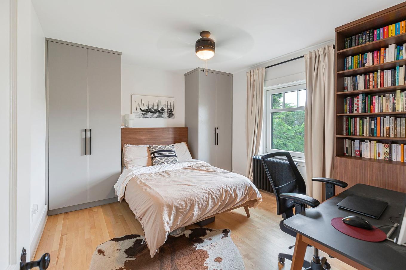 Bedroom - 25 Av. Beverley, Mont-Royal, QC - Indoor Photo Showing Bedroom