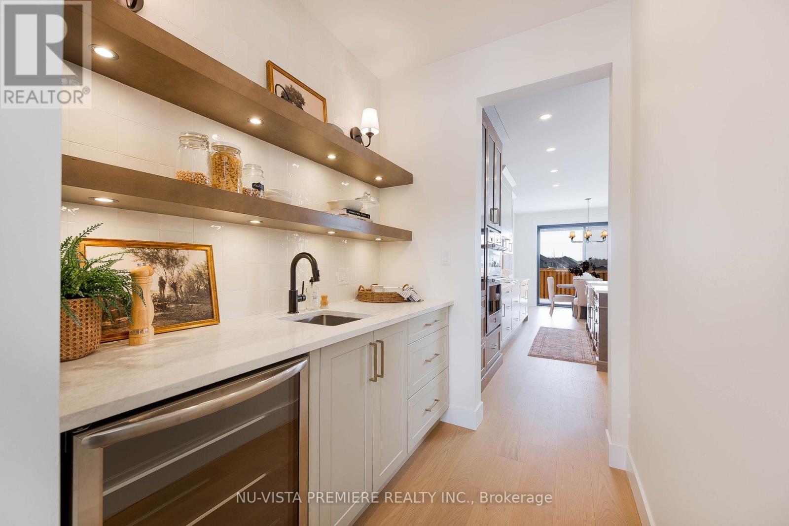 Lot 14 Harvest Lane, Thames Centre, ON - Indoor Photo Showing Kitchen