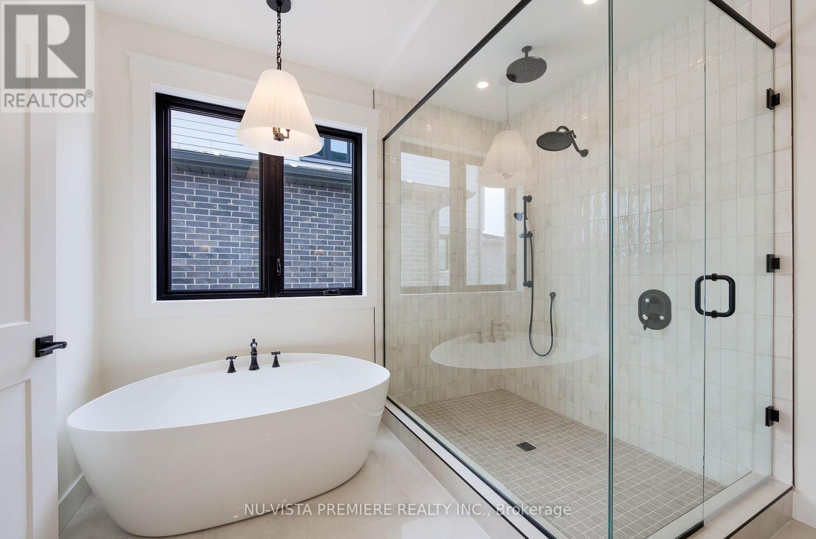 Lot 14 Harvest Lane, Thames Centre, ON - Indoor Photo Showing Bathroom