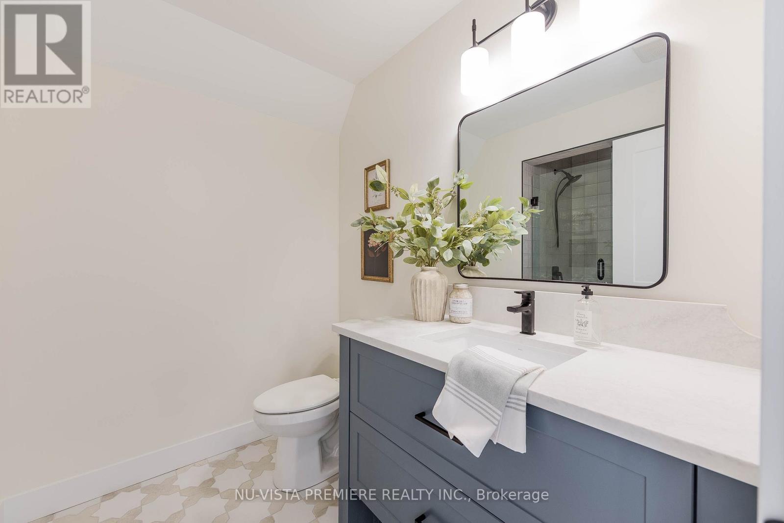 Lot 14 Harvest Lane, Thames Centre, ON - Indoor Photo Showing Bathroom