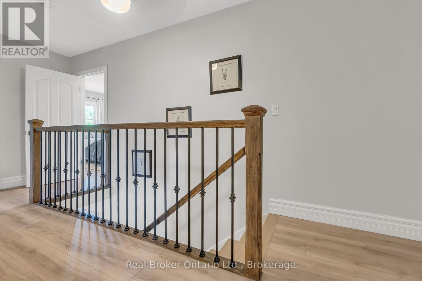 6566 Concession Rd 4 Road, Puslinch (Morriston), ON - Indoor Photo Showing Other Room