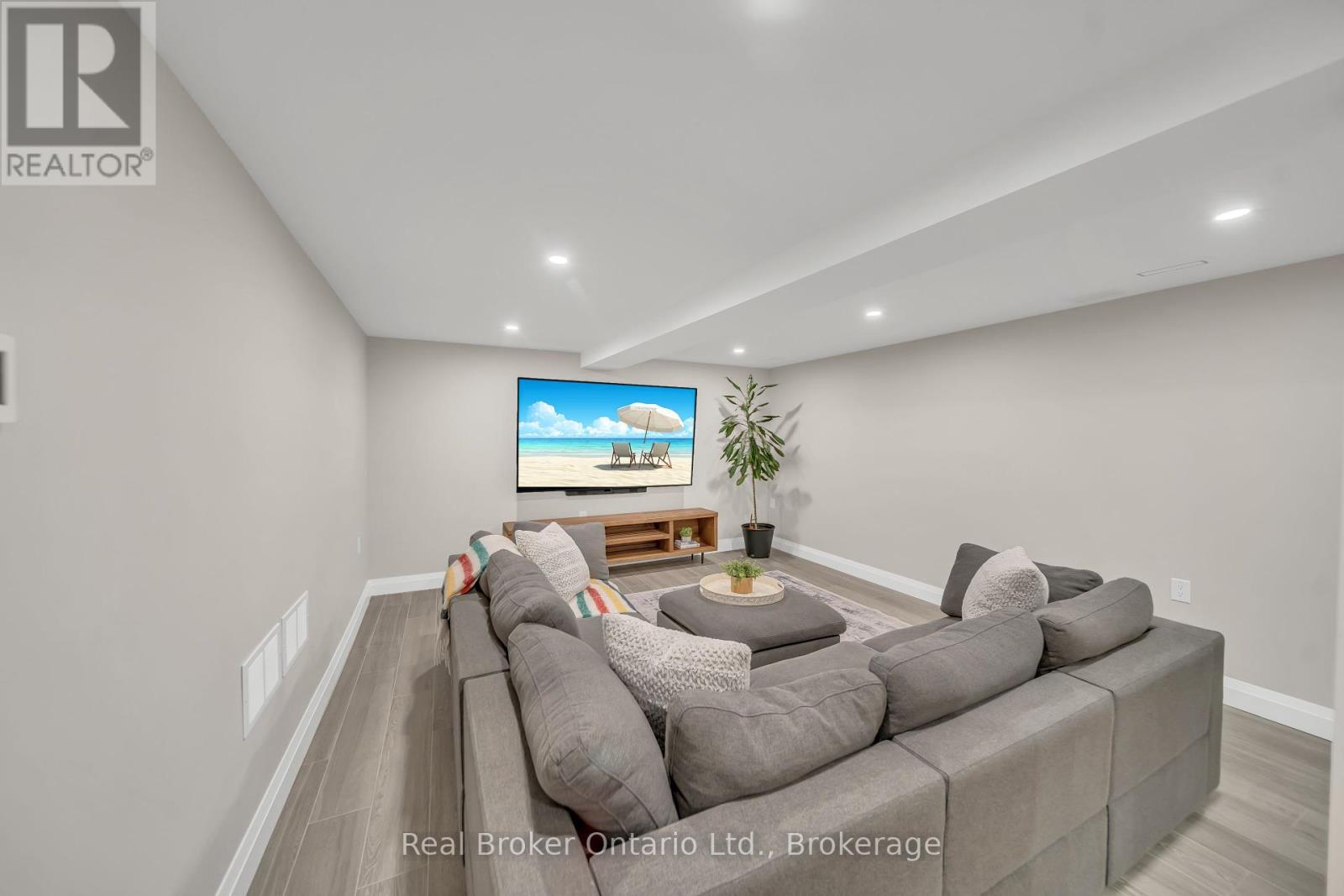 6566 Concession Rd 4 Road, Puslinch (Morriston), ON - Indoor