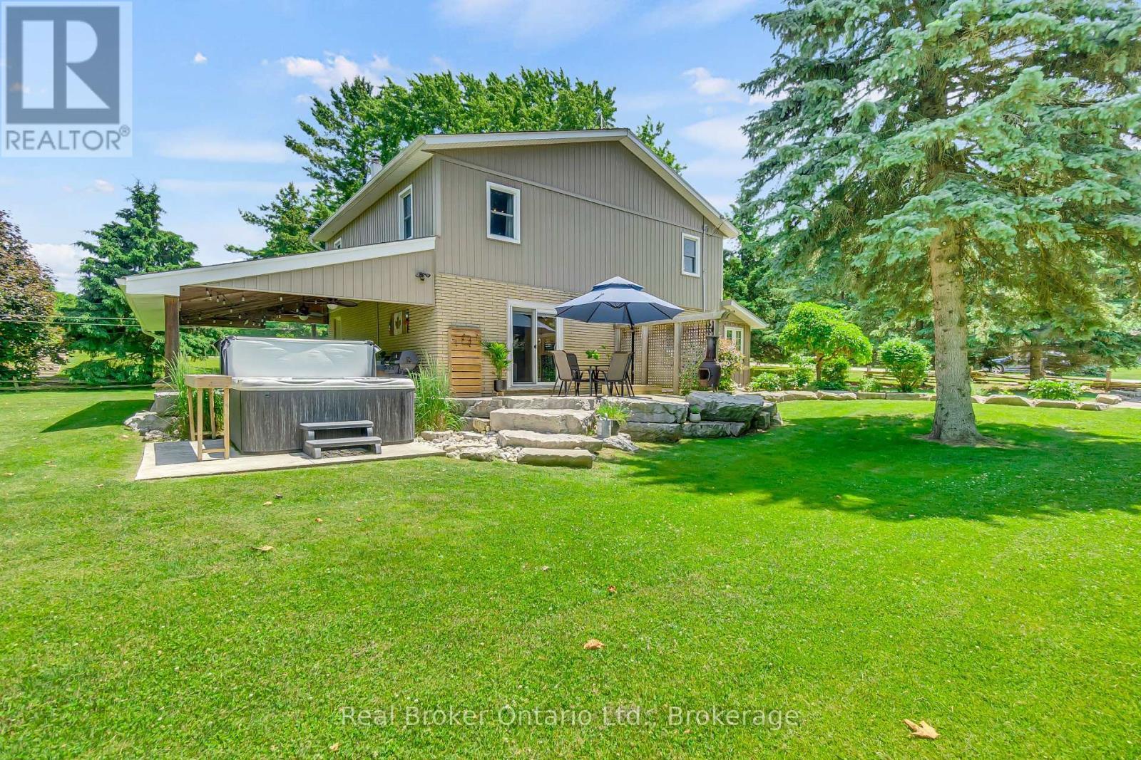 6566 Concession Rd 4 Road, Puslinch (Morriston), ON - Outdoor With Deck Patio Veranda With Exterior
