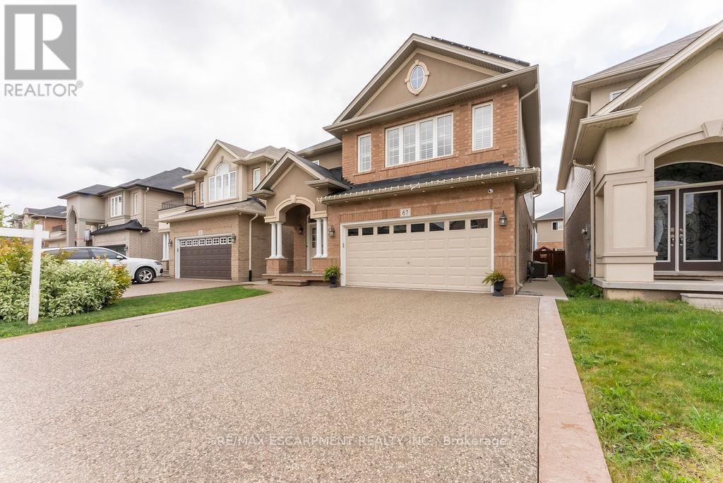 67 Bellroyal Crescent, Hamilton, ON - Outdoor With Facade