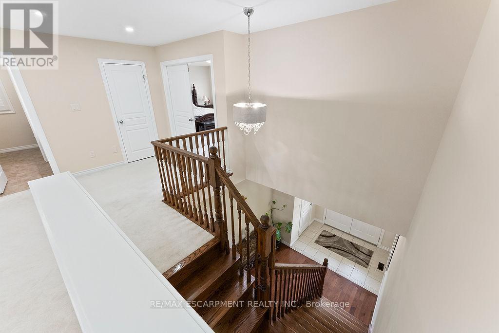 67 Bellroyal Crescent, Hamilton, ON - Indoor Photo Showing Other Room