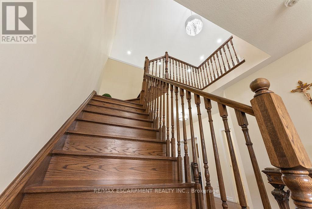 67 Bellroyal Crescent, Hamilton, ON - Indoor Photo Showing Other Room