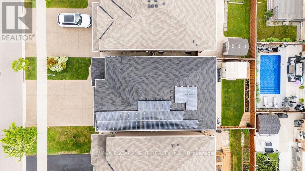 67 Bellroyal Crescent, Hamilton, ON - Outdoor