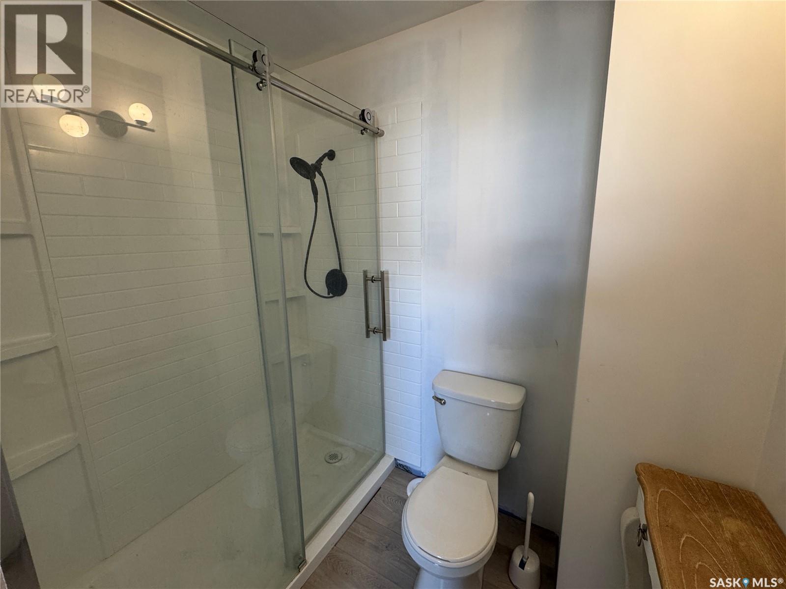 108 7Th Avenue W, Biggar, SK - Indoor Photo Showing Bathroom