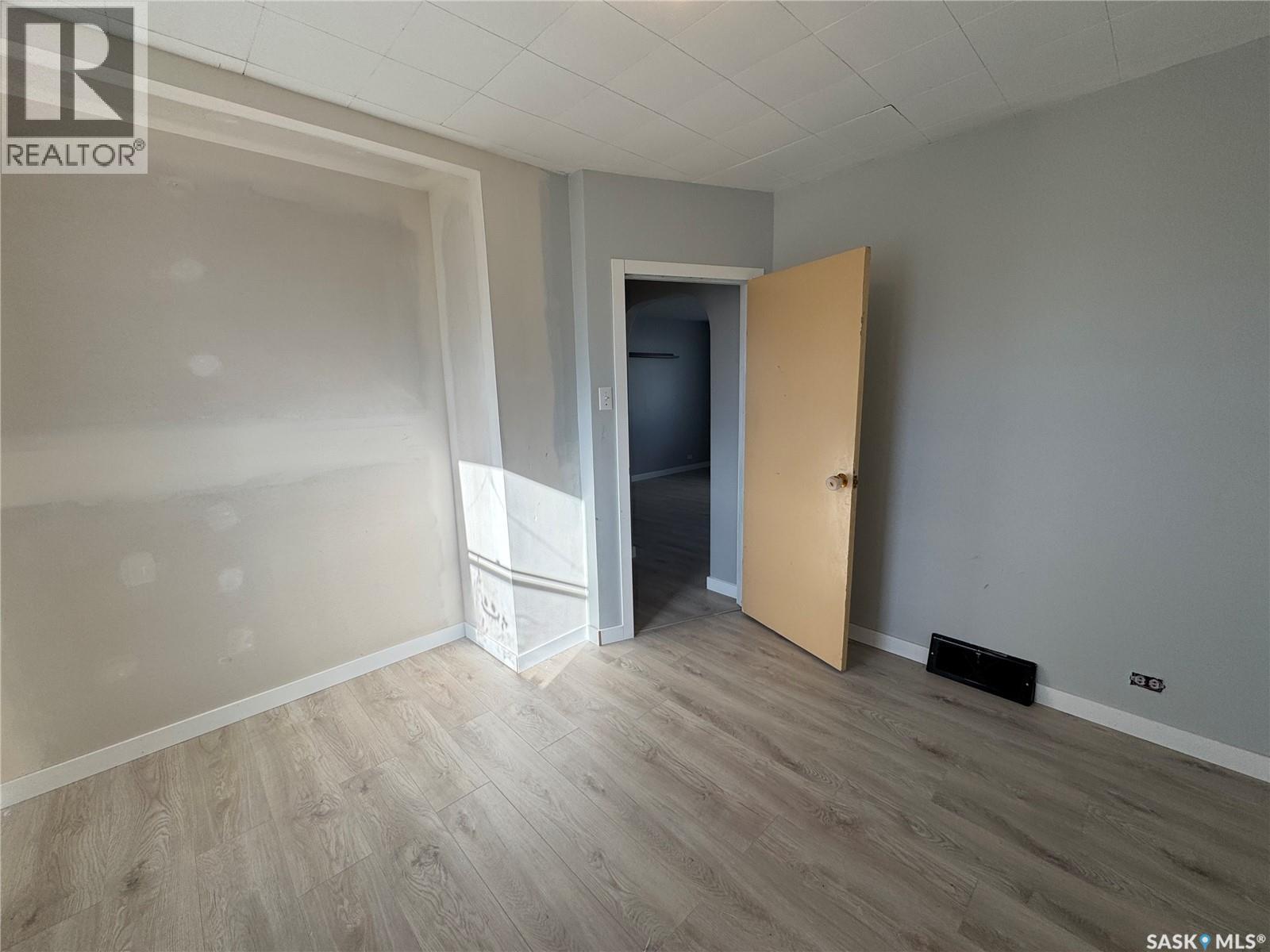 108 7Th Avenue W, Biggar, SK - Indoor Photo Showing Other Room