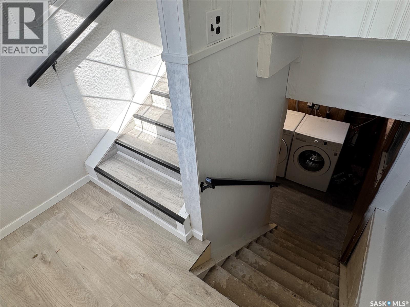 108 7Th Avenue W, Biggar, SK - Indoor