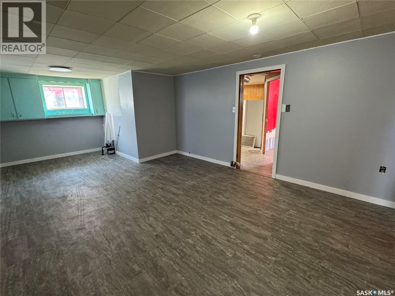 108 7Th Avenue W, Biggar, SK - Indoor Photo Showing Other Room