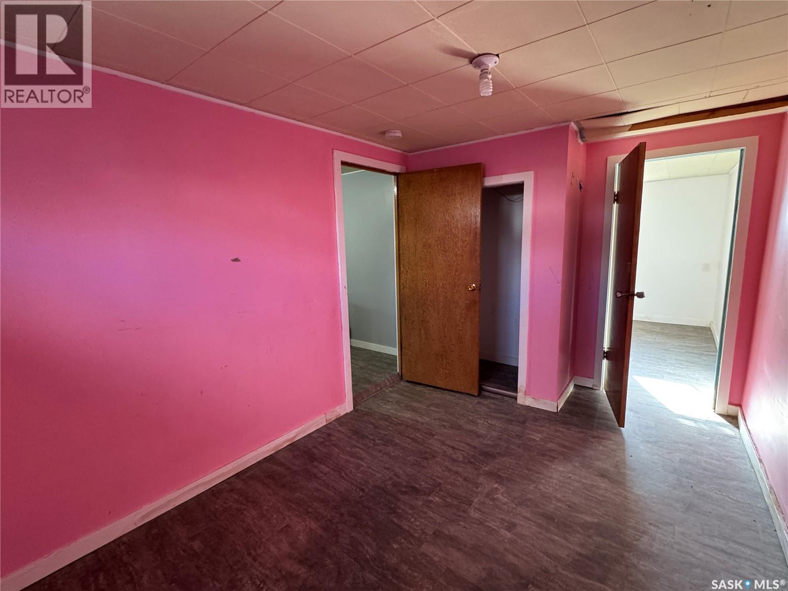 108 7Th Avenue W, Biggar, SK - Indoor