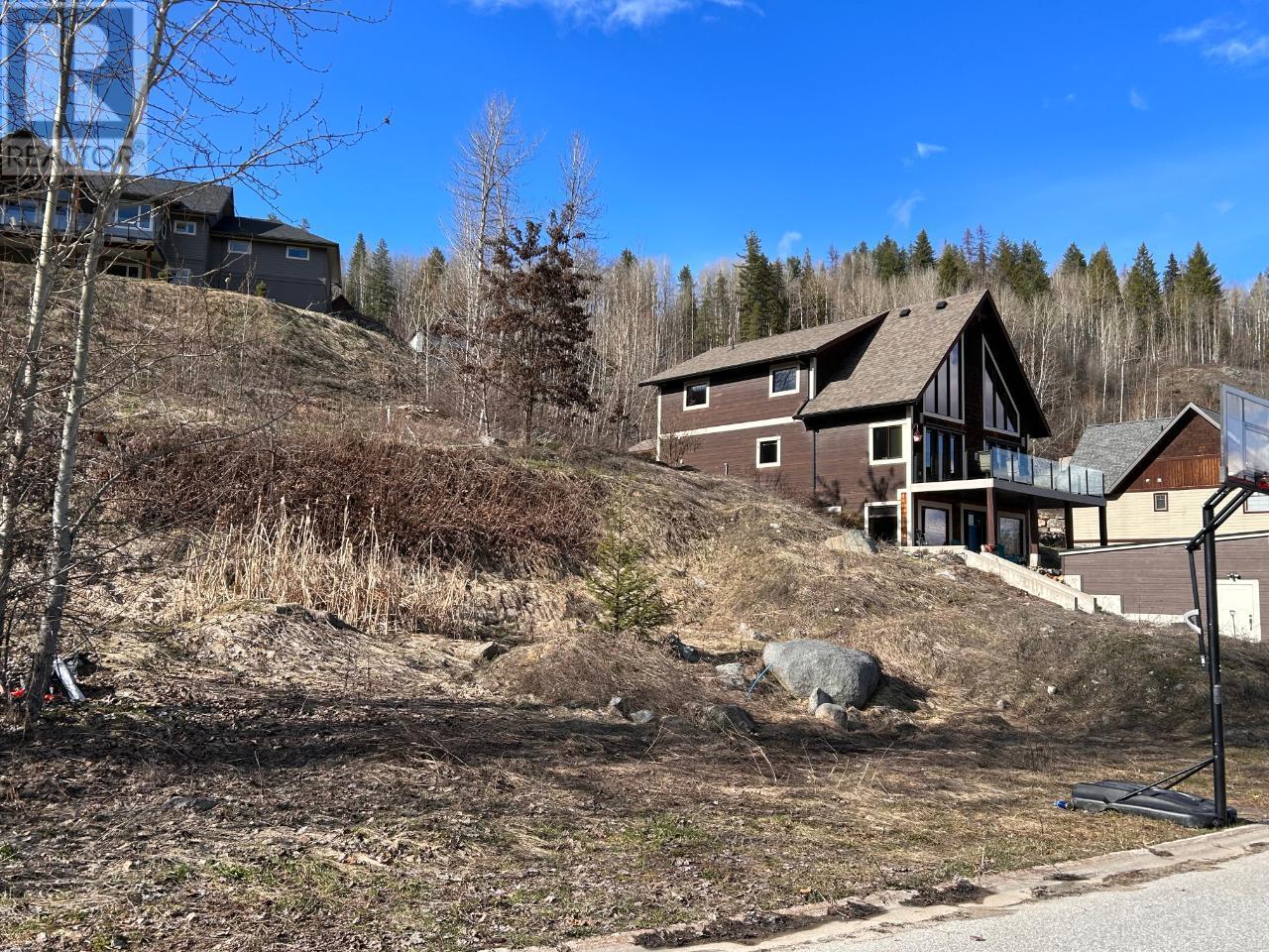 806 White Tail Drive, Rossland, BC