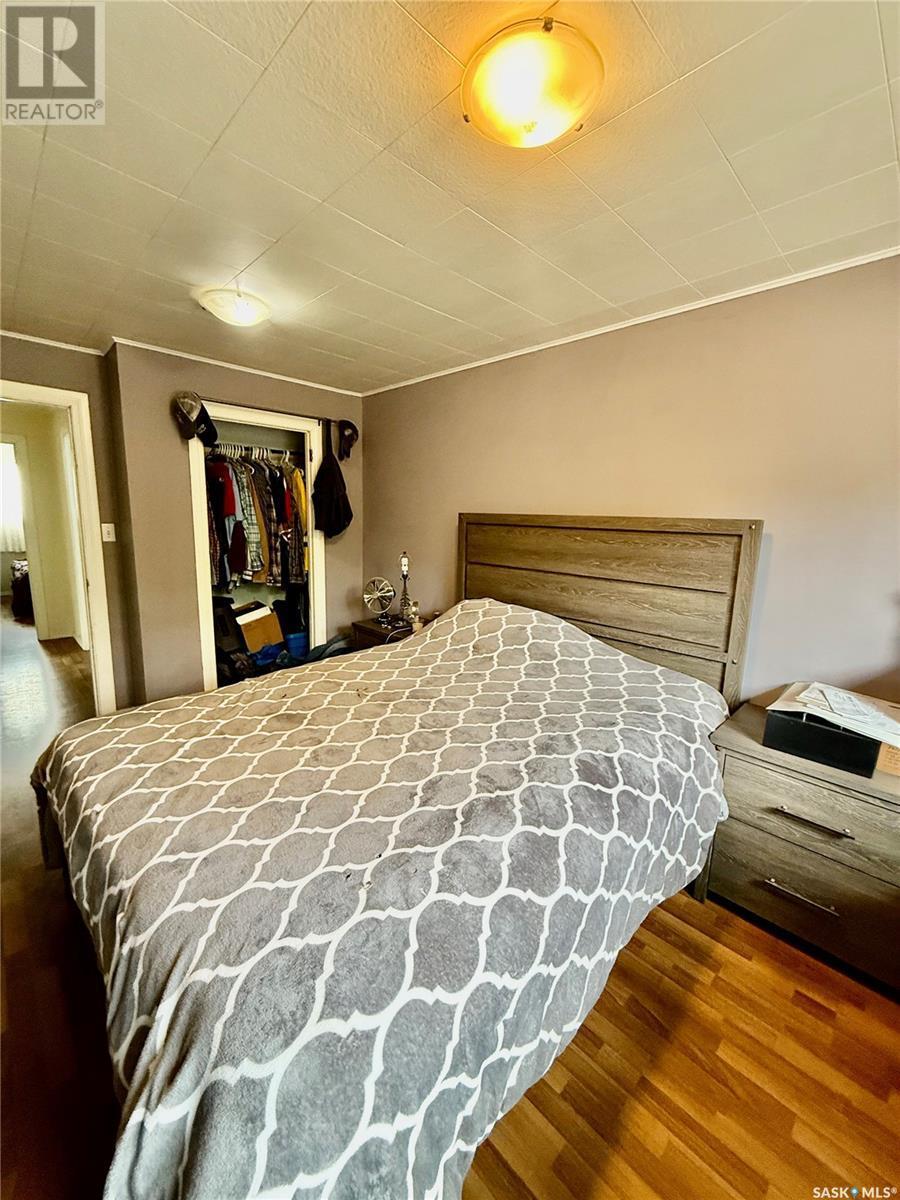 103 2Nd Avenue W, Paynton, SK - Indoor Photo Showing Bedroom