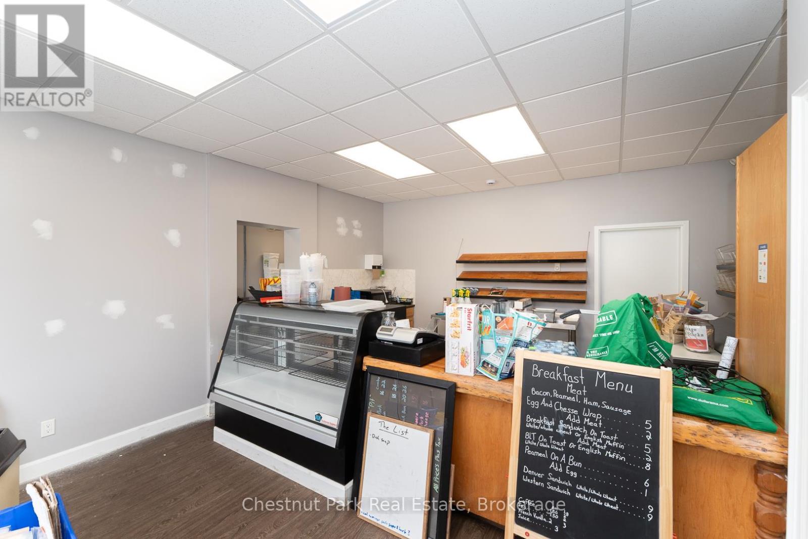 2015 141 Highway, Muskoka Lakes (Watt), ON