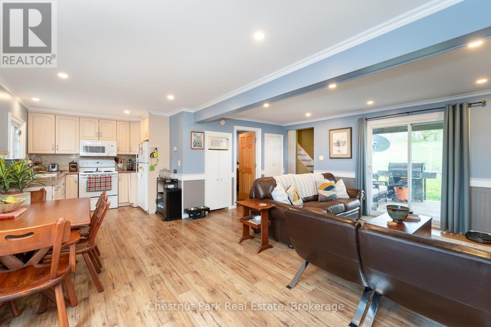 2015 141 Highway, Muskoka Lakes (Watt), ON