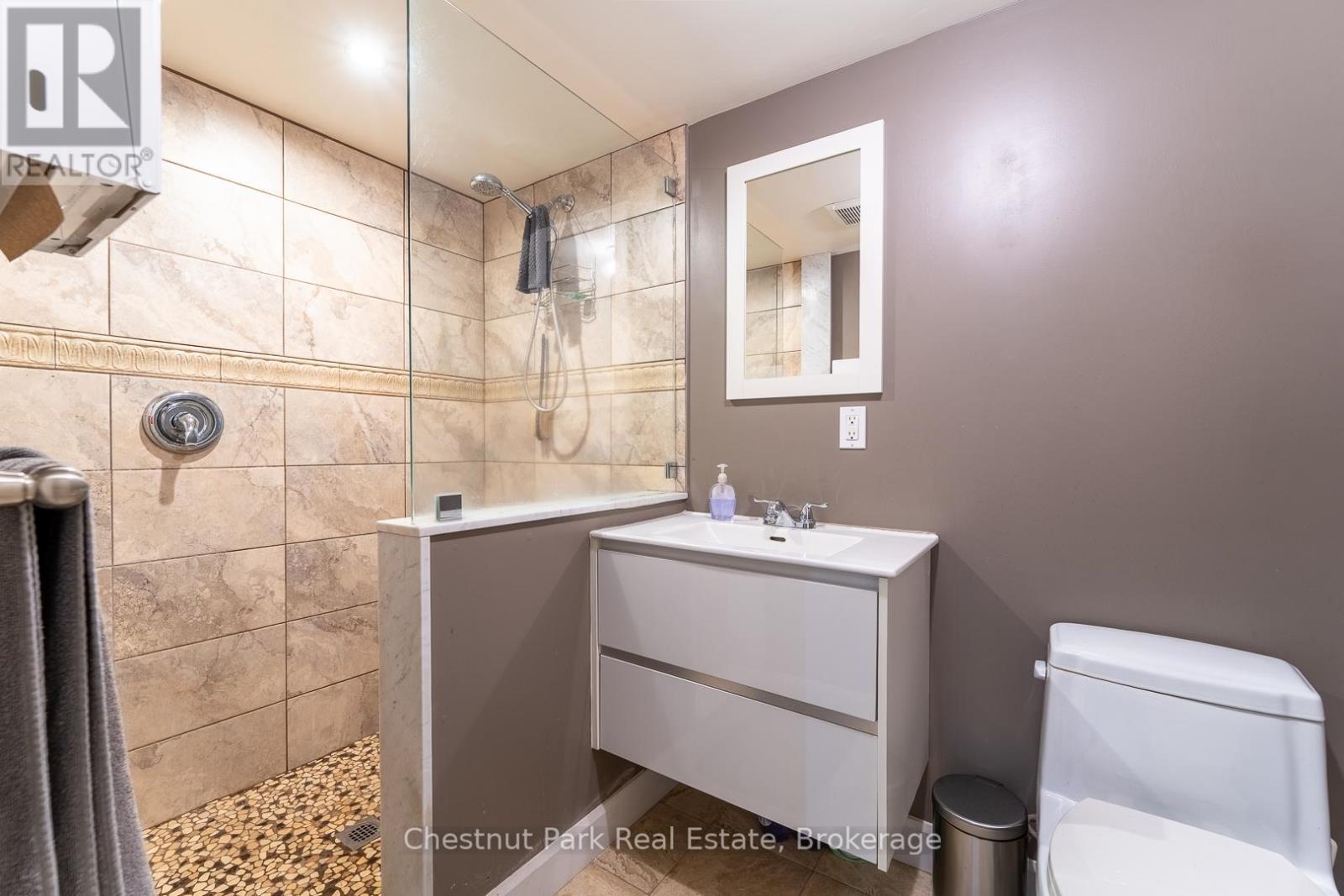 2015 141 Highway, Muskoka Lakes (Watt), ON