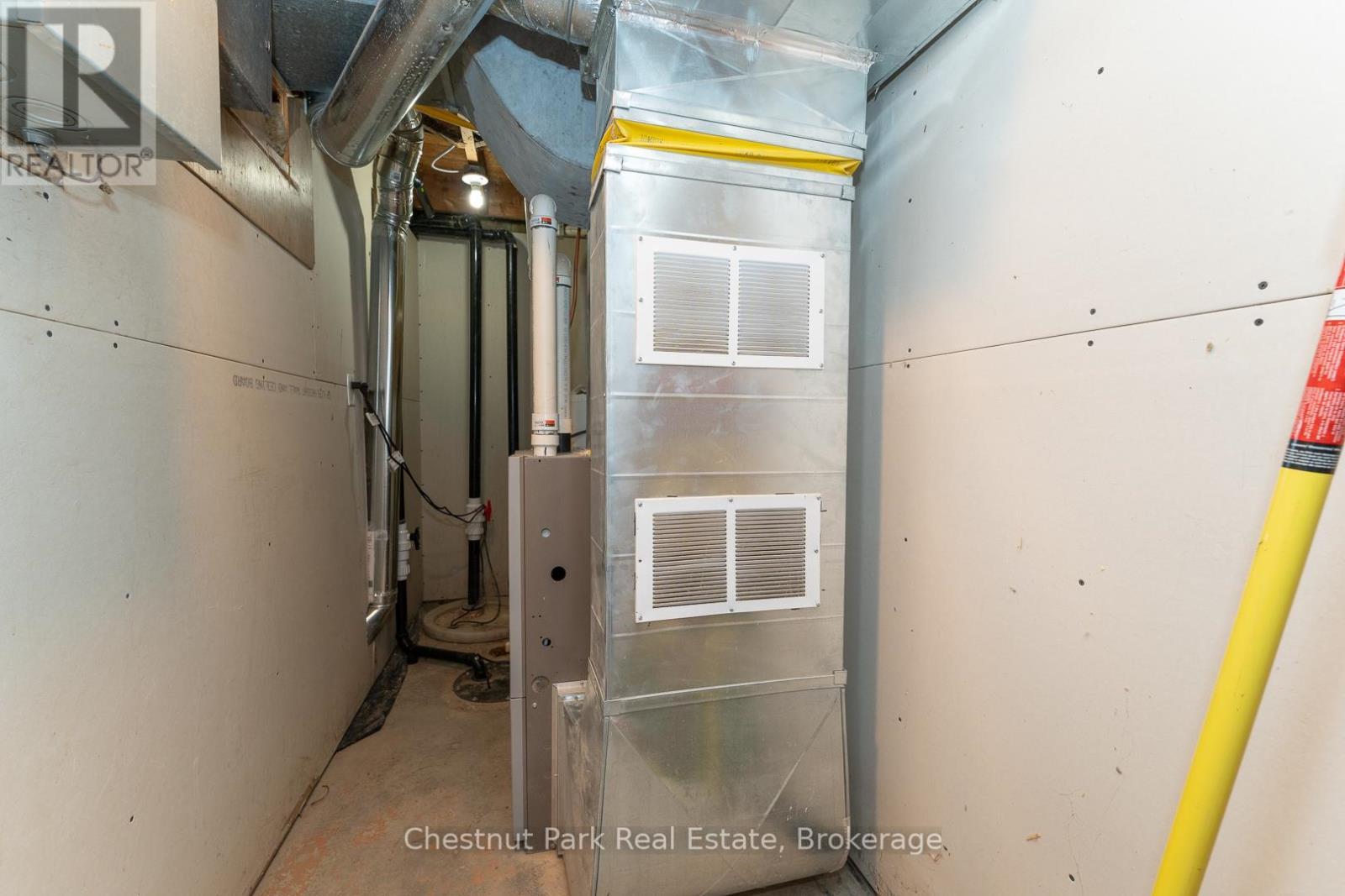 2015 141 Highway, Muskoka Lakes (Watt), ON