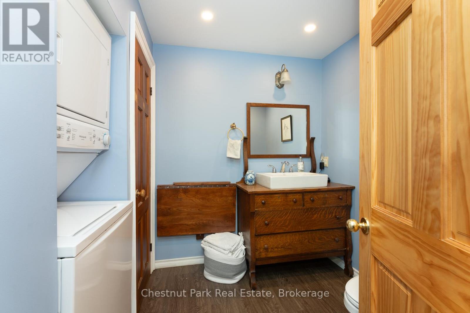 2015 141 Highway, Muskoka Lakes (Watt), ON