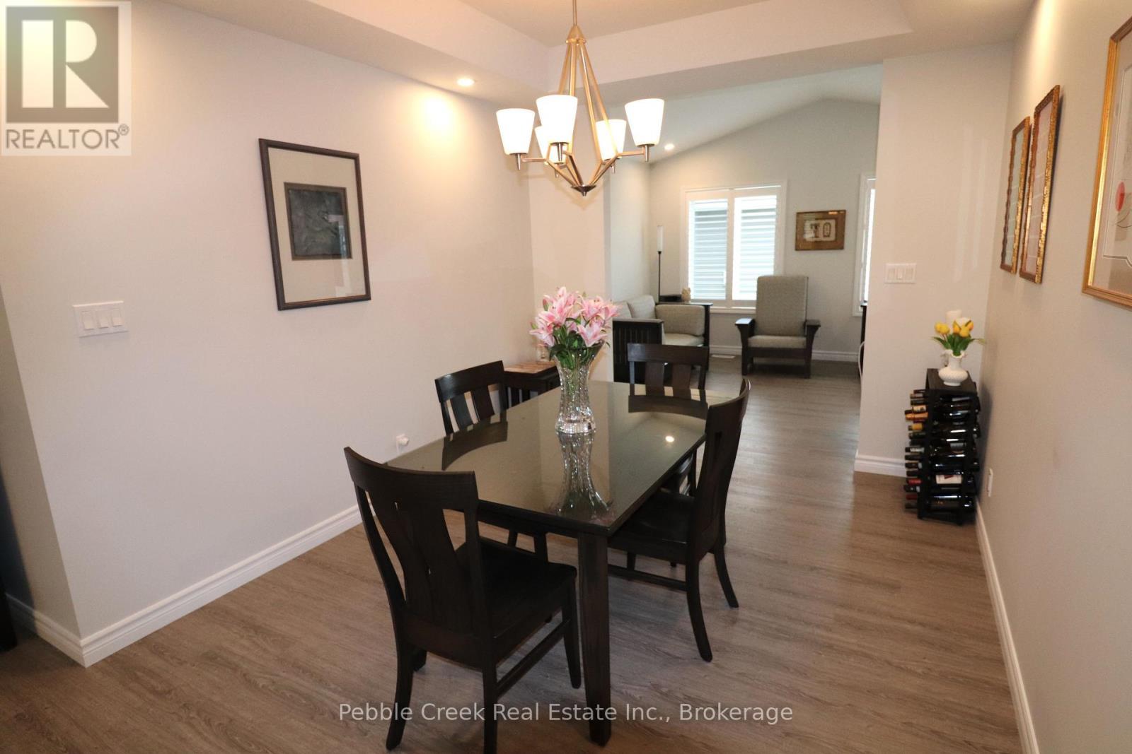 112 Huron Heights Drive, Ashfield-Colborne-Wawanosh (Colborne Twp), ON - Indoor Photo Showing Dining Room