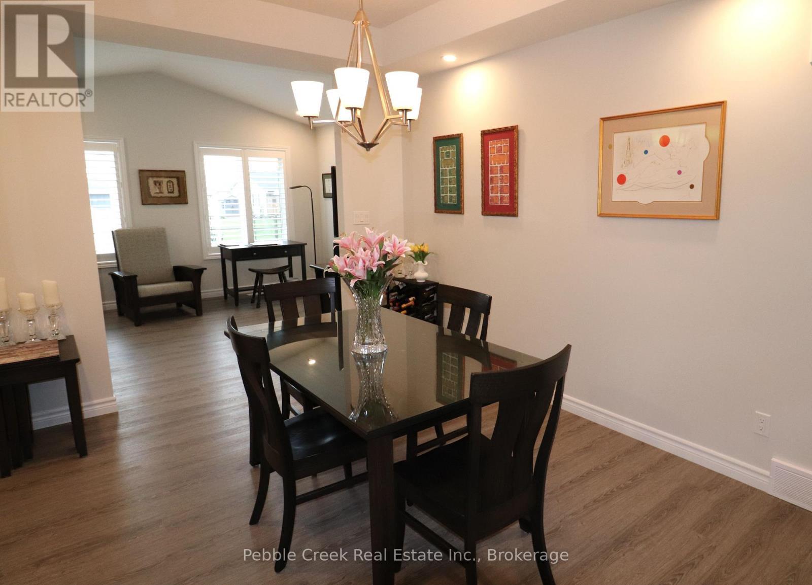 112 Huron Heights Drive, Ashfield-Colborne-Wawanosh (Colborne Twp), ON - Indoor Photo Showing Dining Room