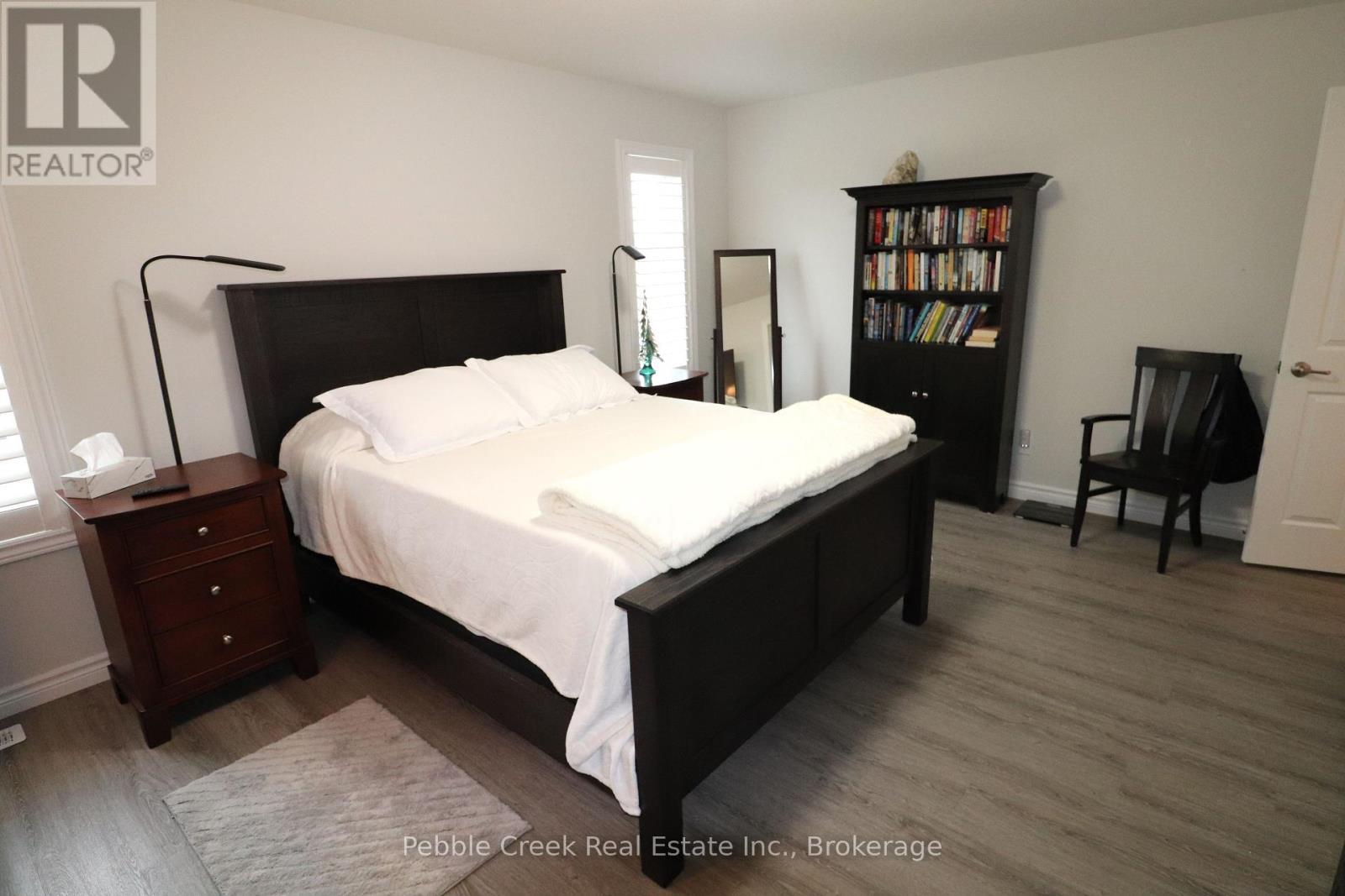 112 Huron Heights Drive, Ashfield-Colborne-Wawanosh (Colborne Twp), ON - Indoor Photo Showing Bedroom