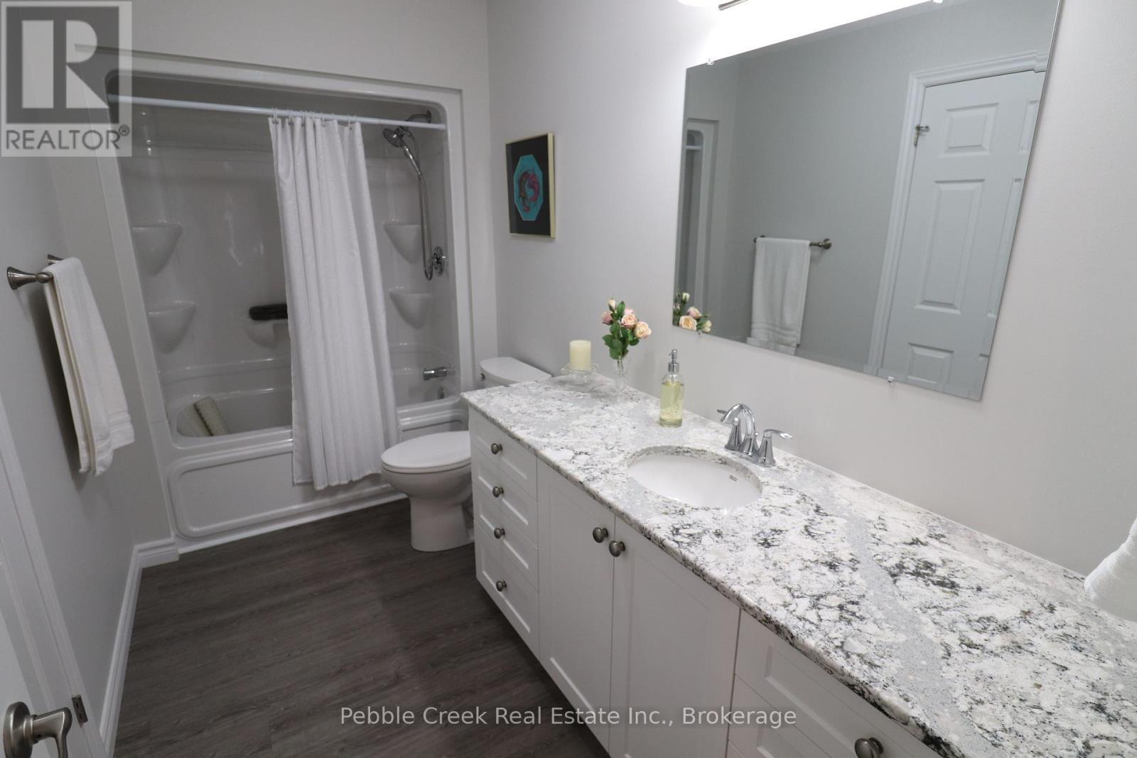 112 Huron Heights Drive, Ashfield-Colborne-Wawanosh (Colborne Twp), ON - Indoor Photo Showing Bathroom