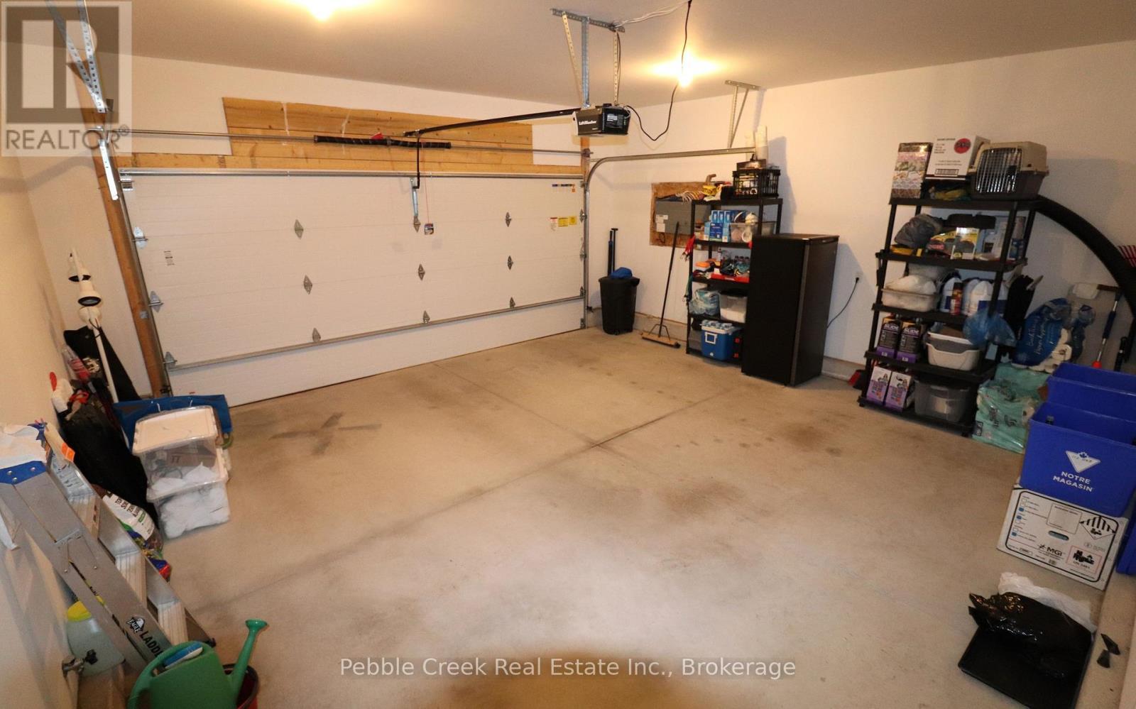 112 Huron Heights Drive, Ashfield-Colborne-Wawanosh (Colborne Twp), ON - Indoor Photo Showing Garage