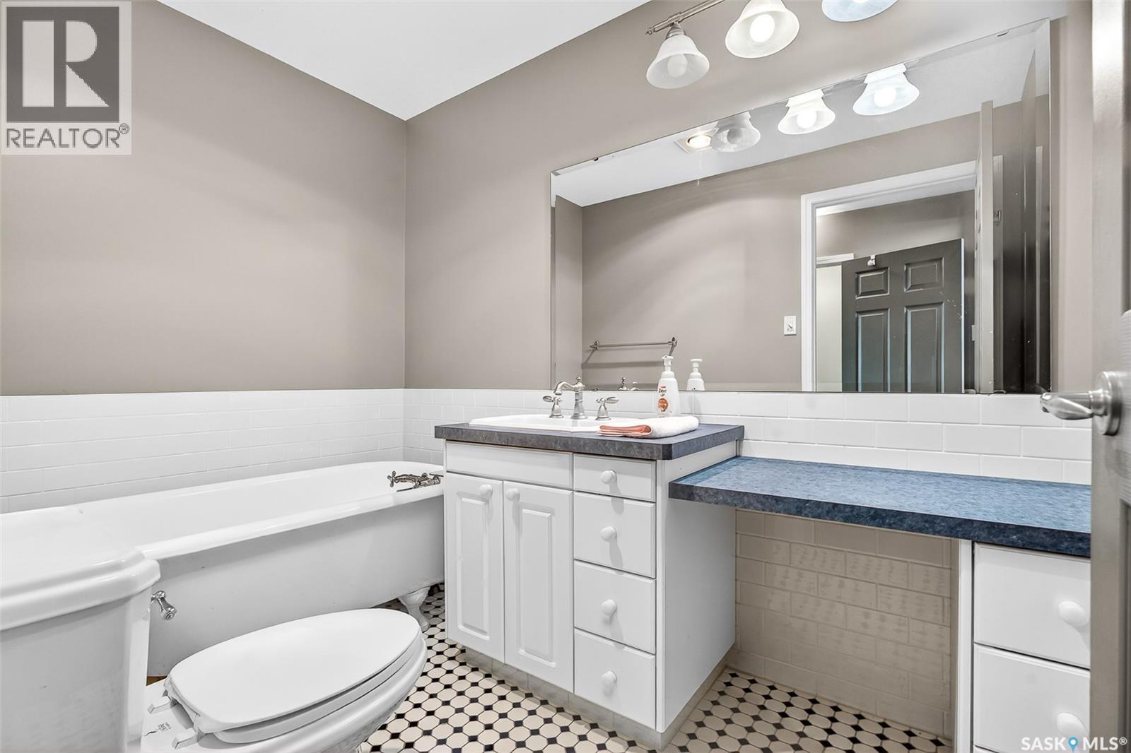 Stony Beach Acreage, Pense Rm No. 160, SK - Indoor Photo Showing Bathroom