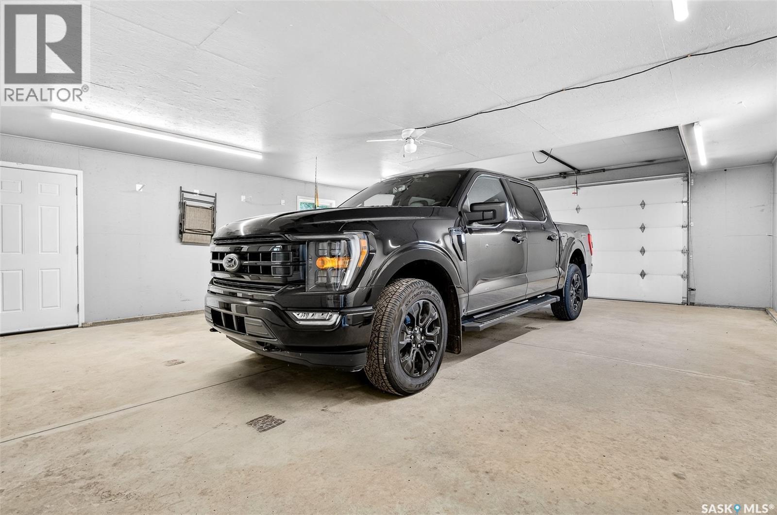 Stony Beach Acreage, Pense Rm No. 160, SK - Indoor Photo Showing Garage