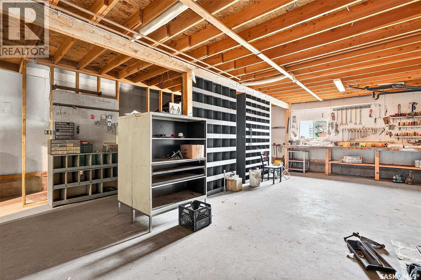 Stony Beach Acreage, Pense Rm No. 160, SK - Indoor