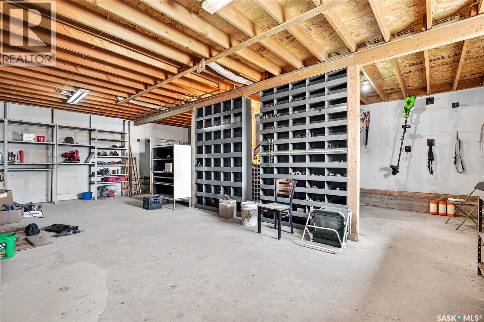 Stony Beach Acreage, Pense Rm No. 160, SK - Indoor