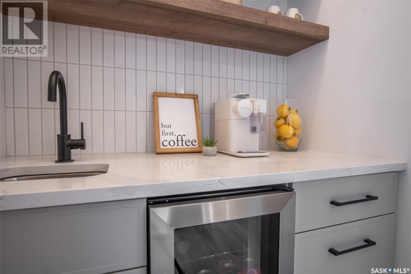 14 Sunterra Drive, Shields, SK - Indoor Photo Showing Kitchen