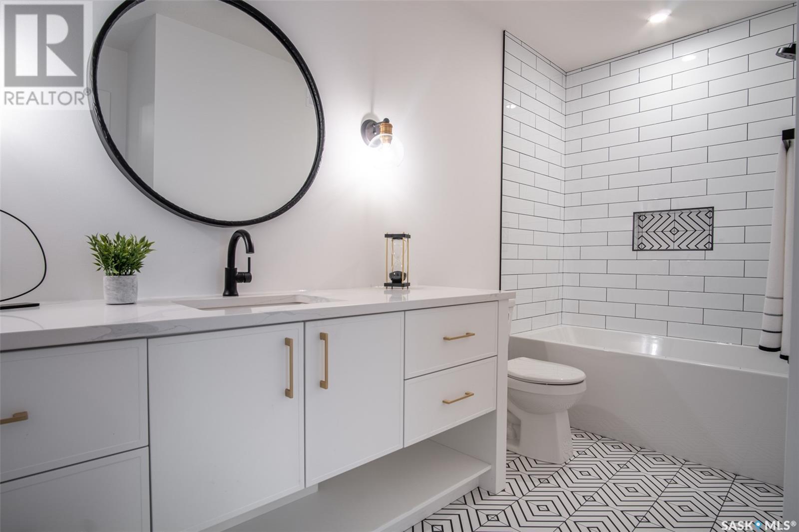 14 Sunterra Drive, Shields, SK - Indoor Photo Showing Bathroom