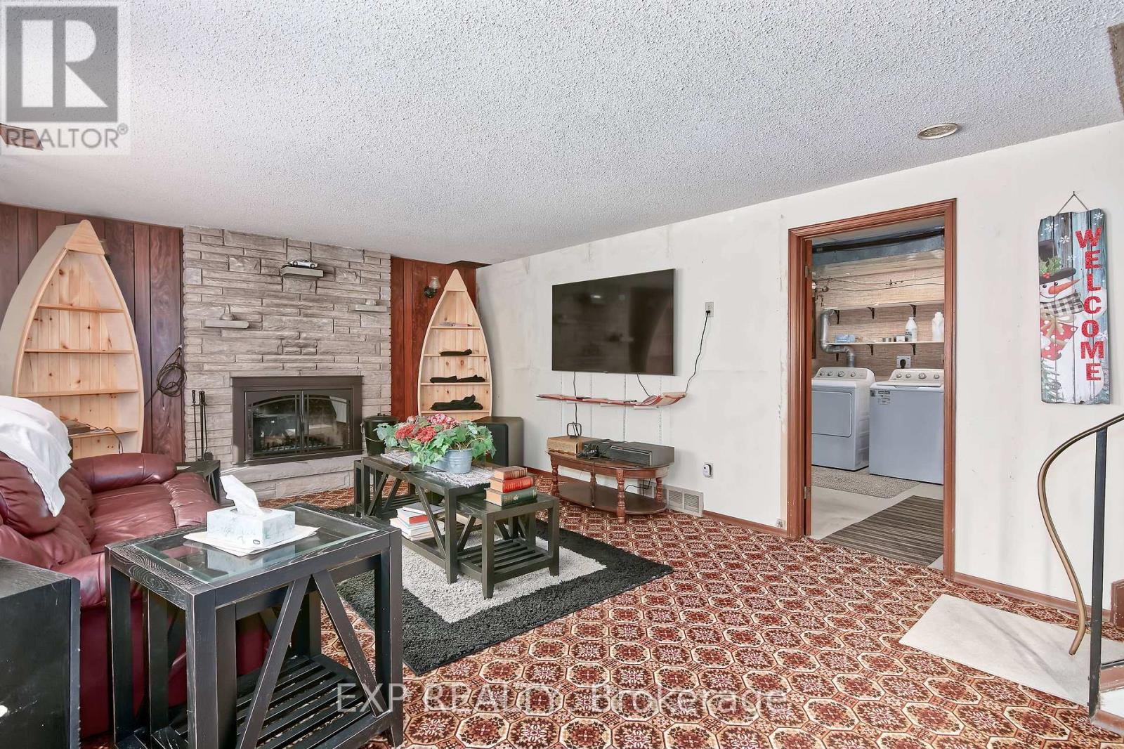 9995 Port Franks Estates Drive, Lambton Shores (Port Franks), ON - Indoor Photo Showing Living Room With Fireplace
